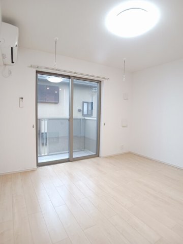 居室・リビング　居間です