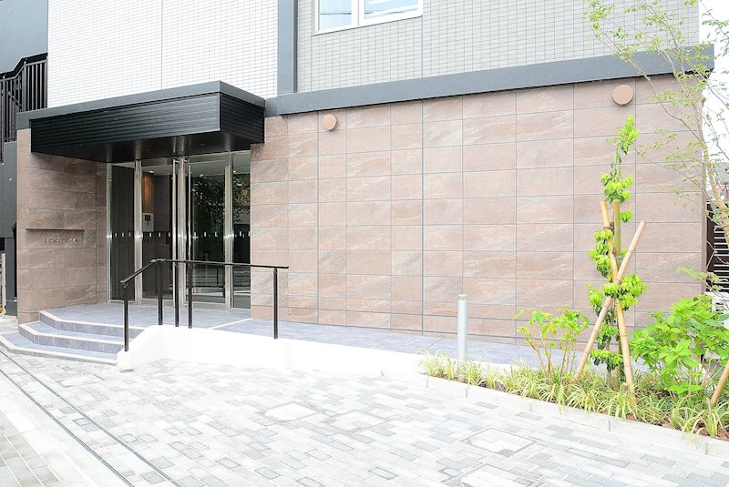 エントランス　毎日通るエントランスはこのようになっています