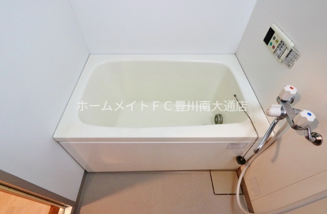 バス・シャワールーム　同型別部屋写真