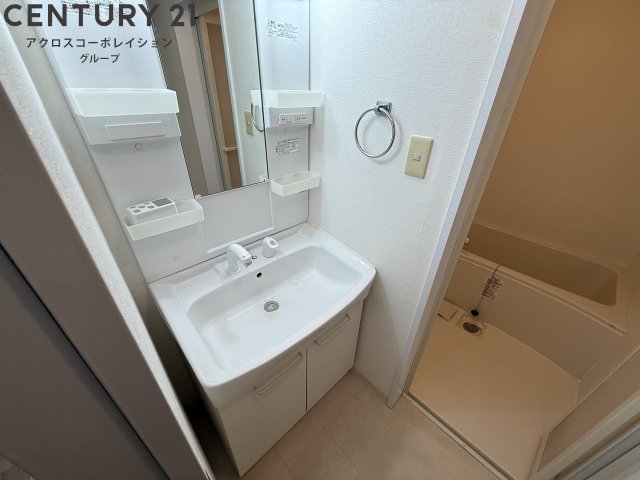 洗面設備　独立洗面化粧台付きでおすすめです！