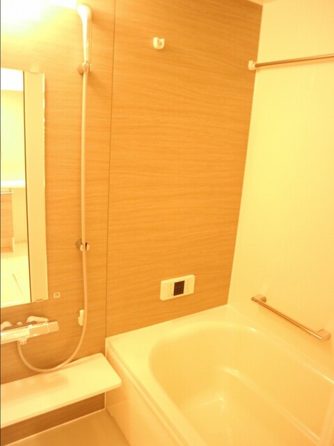バス・シャワールーム　浴室