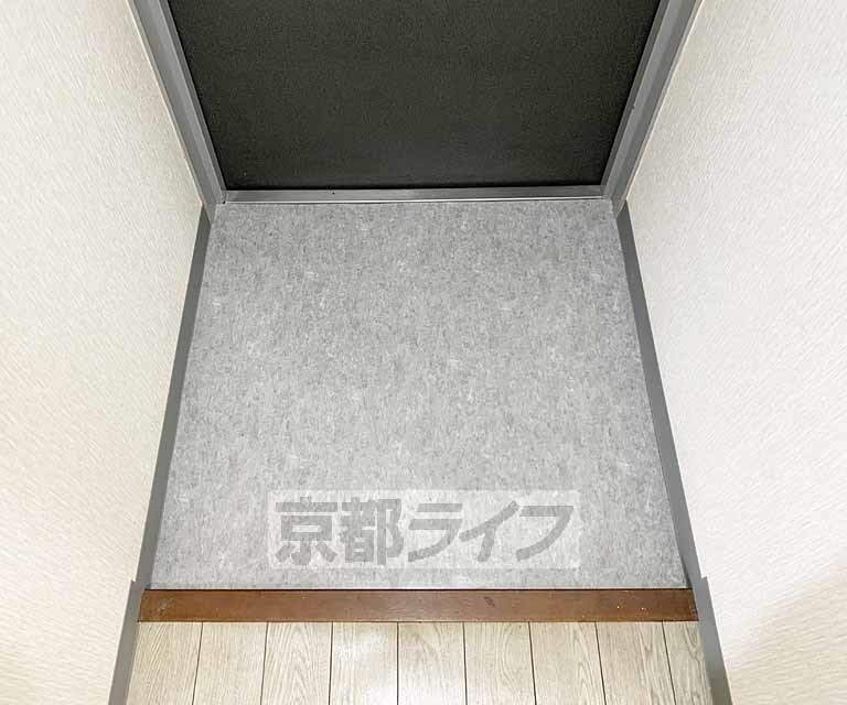 玄関　大きな段差がありません