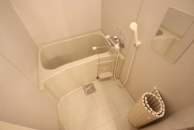 バス・シャワールーム　※別室の参考写真の為、現況優先です。