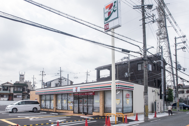コンビニ　セブンイレブン枚方田口4丁目店（コンビニ）まで1081m