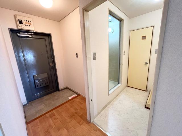 玄関　玄関付近