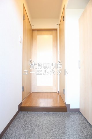 玄関　住まいの顔ともなる玄関