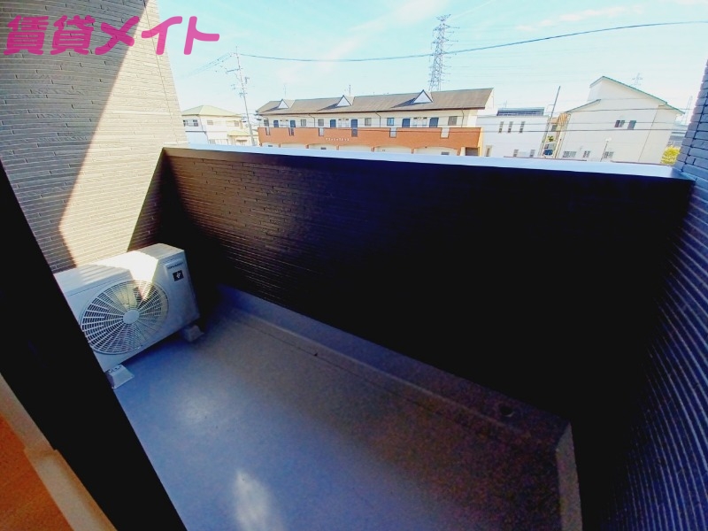 バルコニー　同型別部屋参考写真です