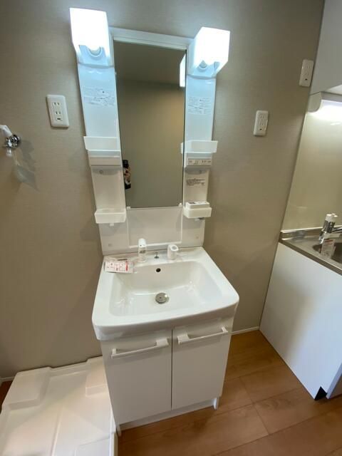 洗面設備　使いやすい洗面所です