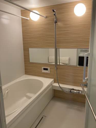 バス・シャワールーム　浴室