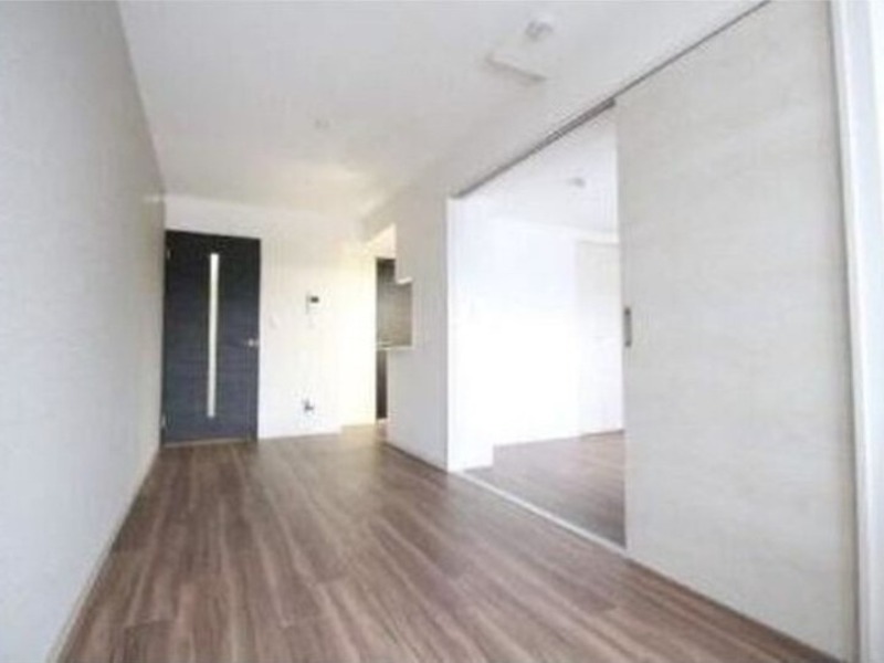 居室・リビング　退去予定につき反転タイプの画像です。