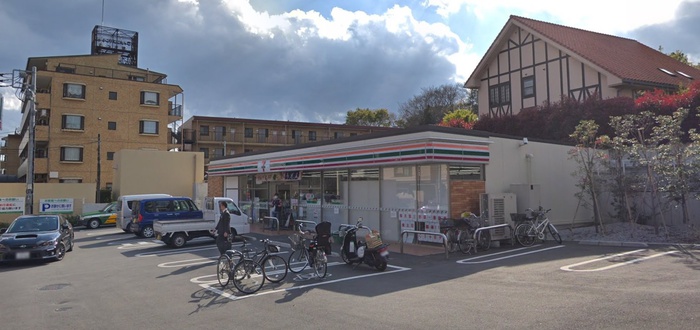 コンビニ　セブンイレブン下石原三丁目店（コンビニ）まで700m