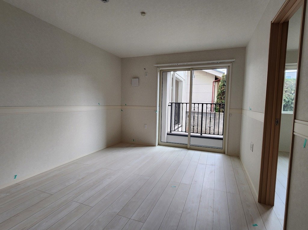 居室・リビング　日当り良好　２年定期借家契約（再契約相談可）