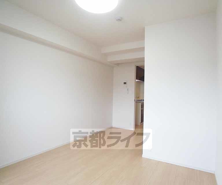 居室・リビング　きれいな洋室です。