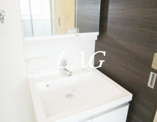 洗面設備　洗面台です。