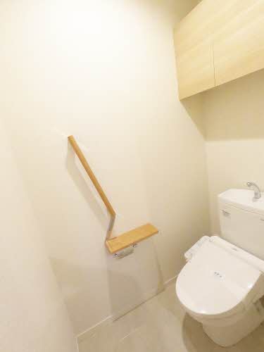 トイレ　プロヌーブ林町 102号-13