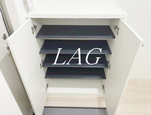 玄関　玄関です。