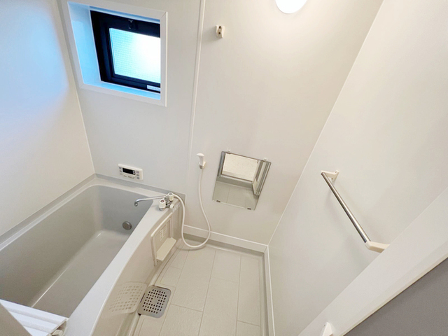 バス・シャワールーム　バスルーム