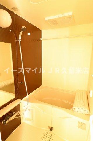 バス・シャワールーム　お風呂で日々の疲れを落としましょう