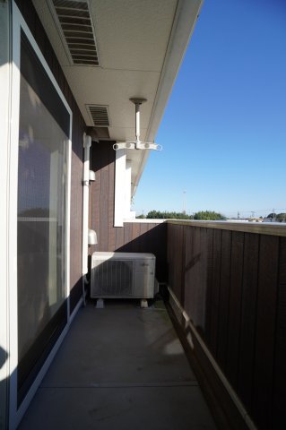 バルコニー　※同物件・反転タイプの写真です。