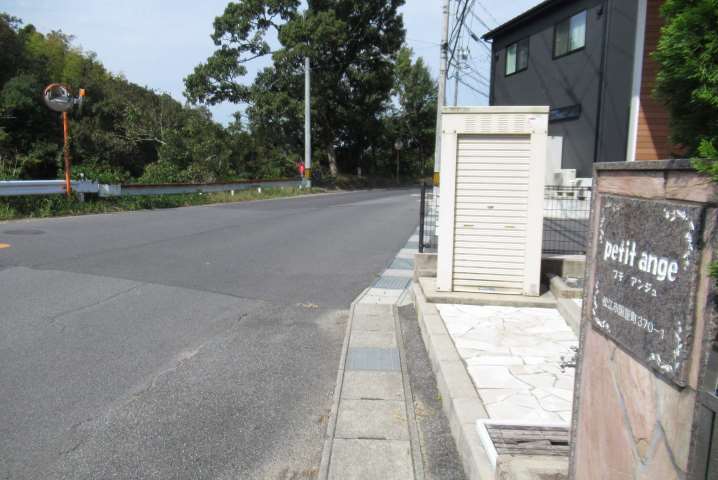 その他　前面道路（その他）まで10m