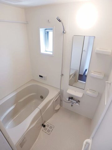 バス・シャワールーム　ゆったり過ごせるお風呂です
