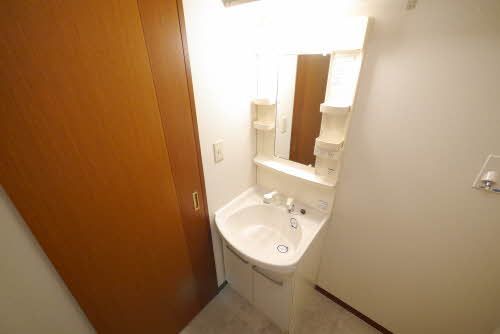 洗面設備　洗面化粧台