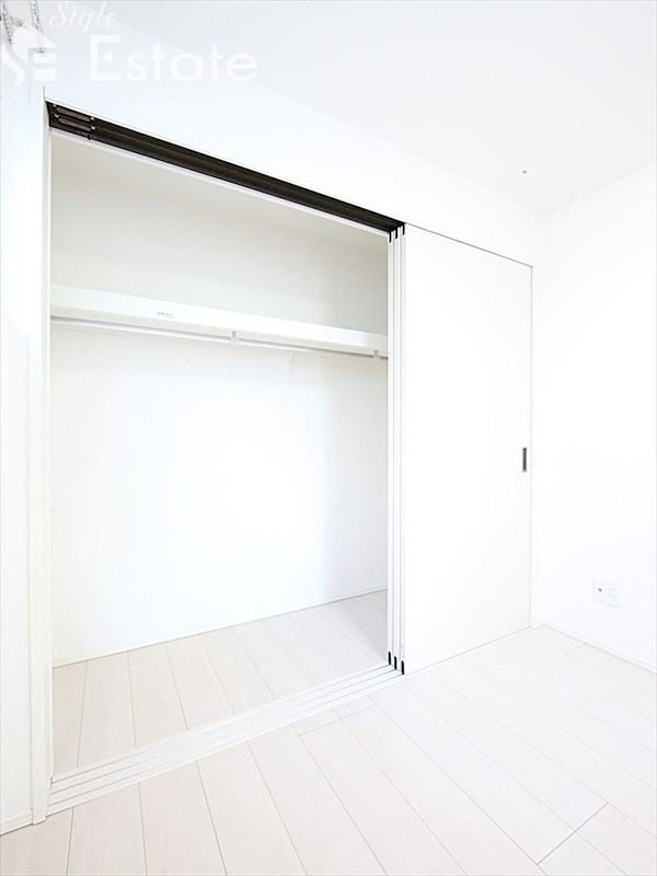 収納　クローゼット