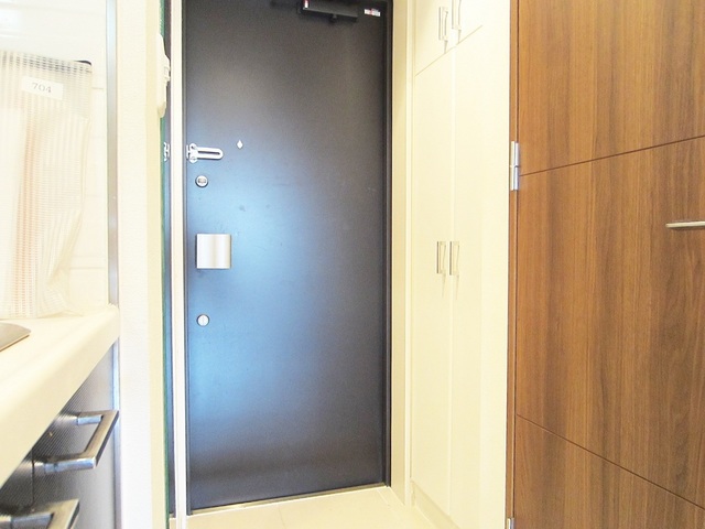 玄関　収納付きの玄関ですっきり使えます。