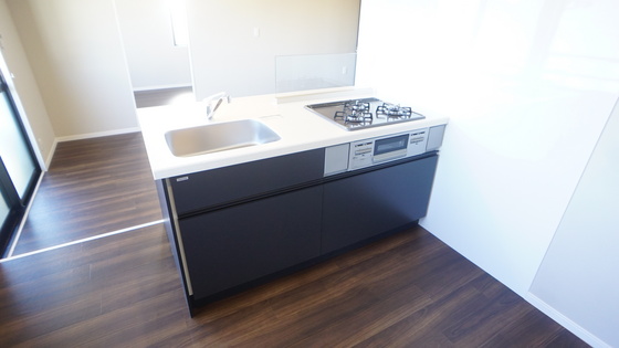 キッチン　カウンターシステムキッチン