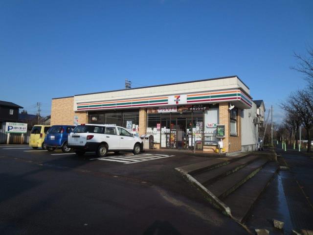 コンビニ　セブンイレブン（コンビニ）まで336m