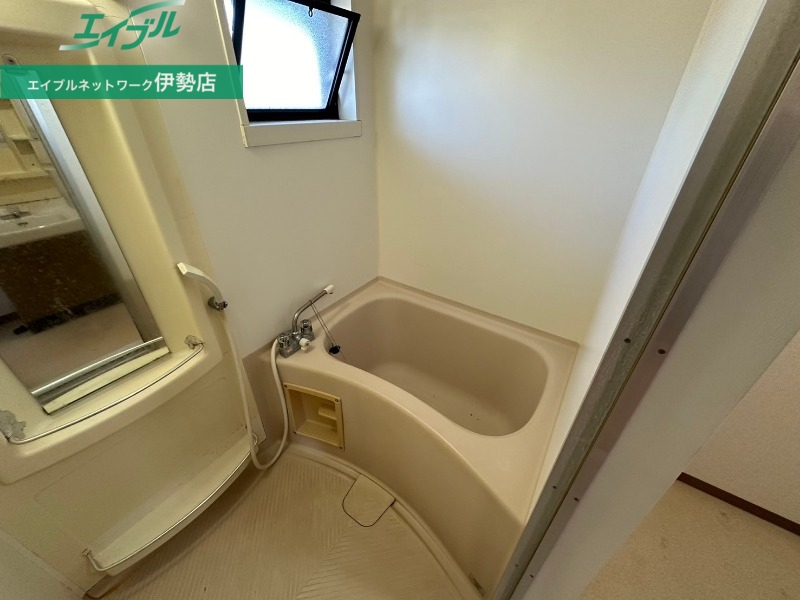 バス・シャワールーム　同型反転タイプ