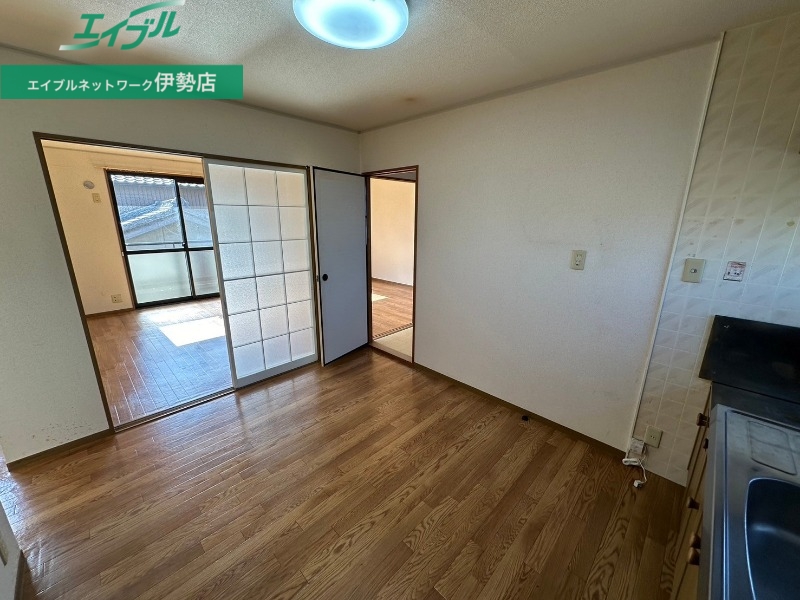 居室・リビング　同型反転タイプ