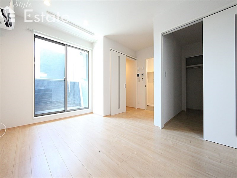 居室・リビング　内装