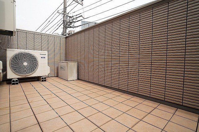 バルコニー　バルコニー