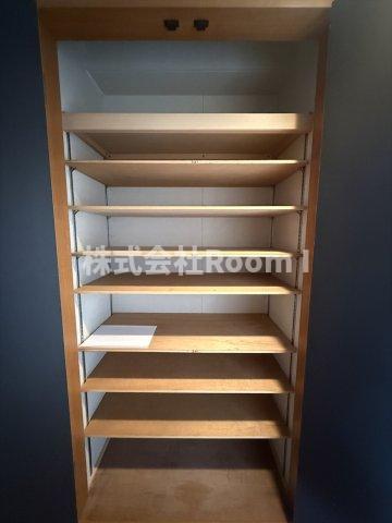 収納　ちょっとした収納スペースも充実しています