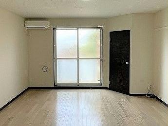 居室・リビング　設備・仕様は号室により異なる為、現況を優先致します。