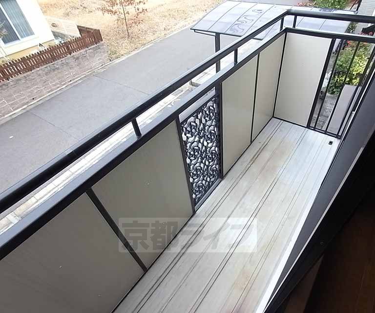 バルコニー　東向きのバルコニーです。