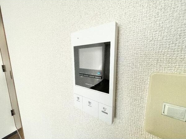 セキュリティ　※写真は同じマンションの違う部屋のものになります。