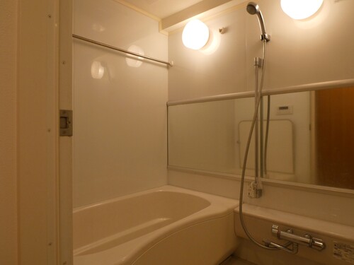 バス・シャワールーム　浴室