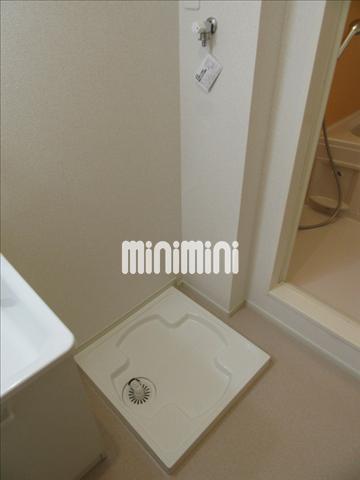 その他部屋・スペース　室内洗濯機置き場で冬場の洗濯もらくらくです。