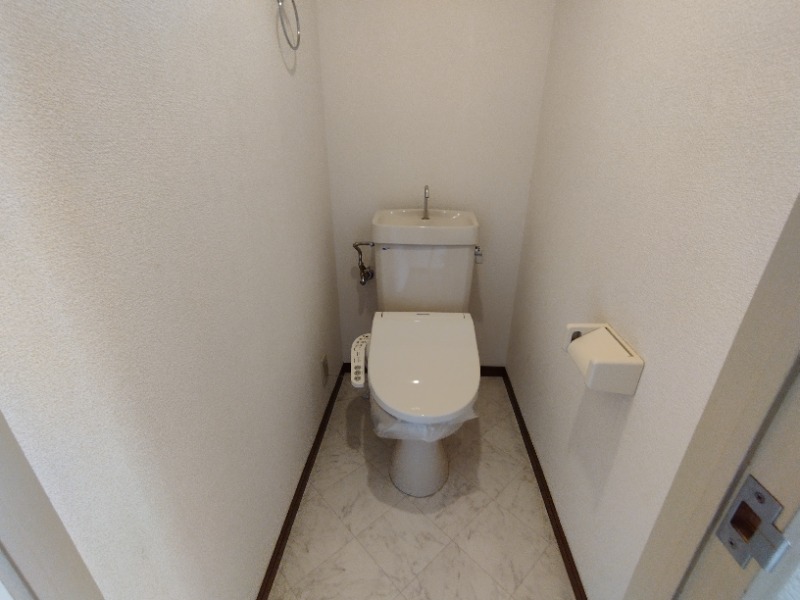 トイレ　同型イメージ