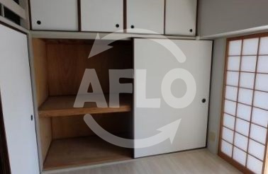 収納　堀江テラス　押入