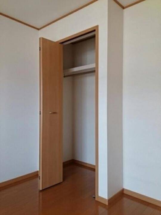 収納　クローゼット