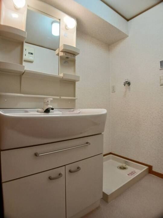 洗面設備　ドレッサー