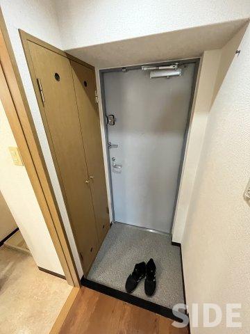 玄関　※別号室参考画像