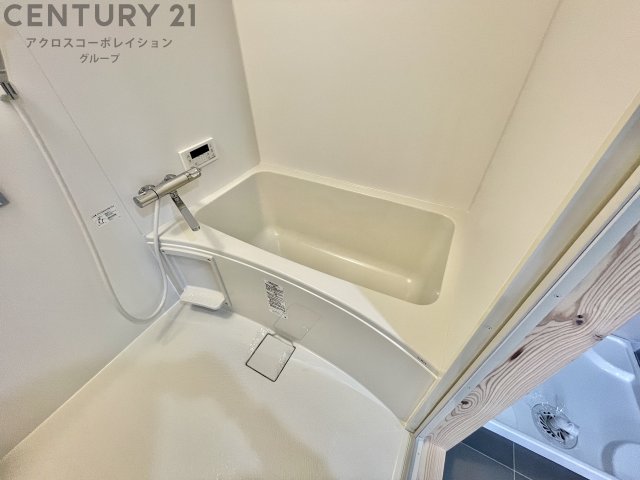 バス・シャワールーム　バストイレ別でおすすめです☆