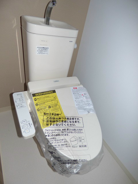 トイレ　☆快適な温水洗浄便座☆
