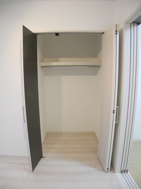 収納　同物件の反転タイプ写真です。
