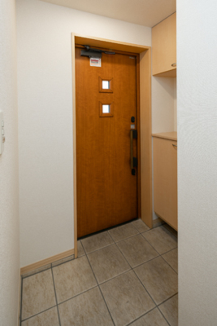 玄関　※写真は同タイプ住戸です。