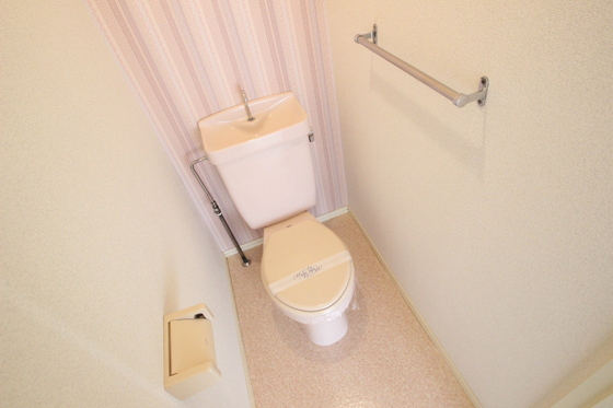 トイレ　※別部屋の写真です